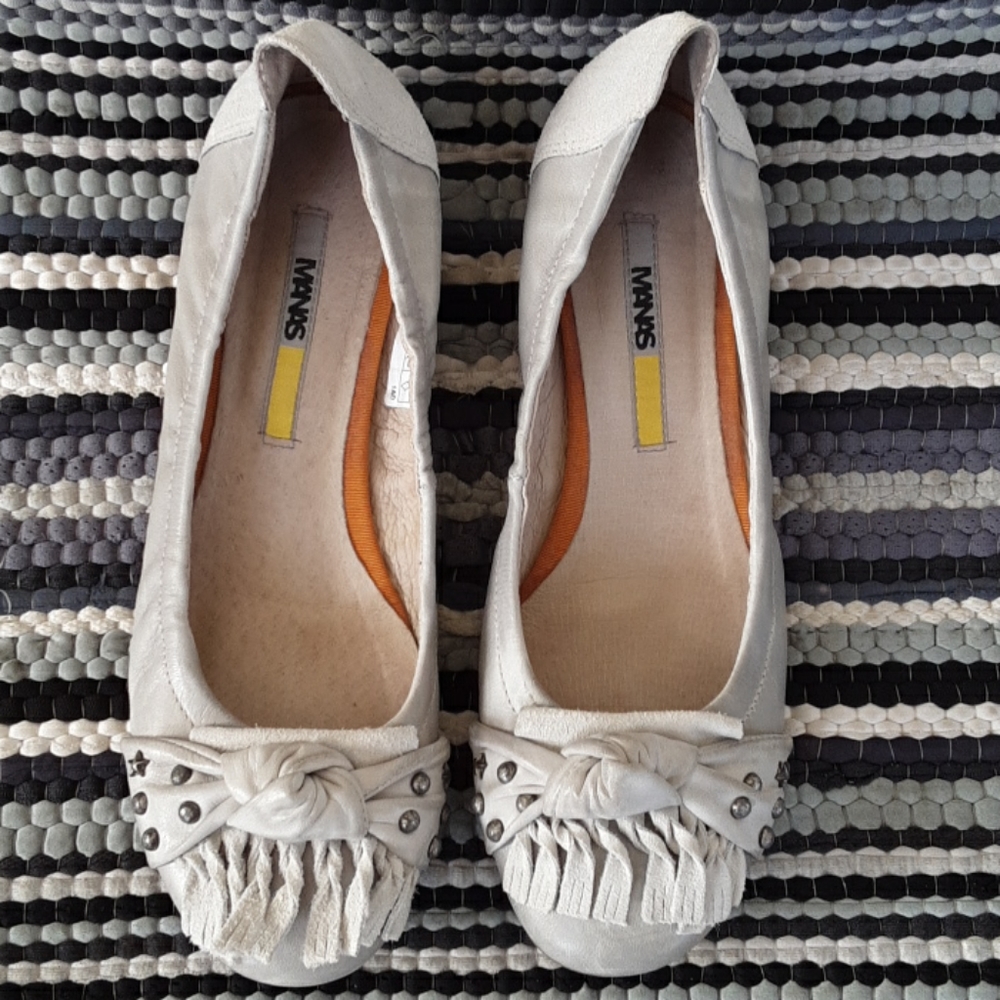 MANAS Slip-on Loafer Shoes